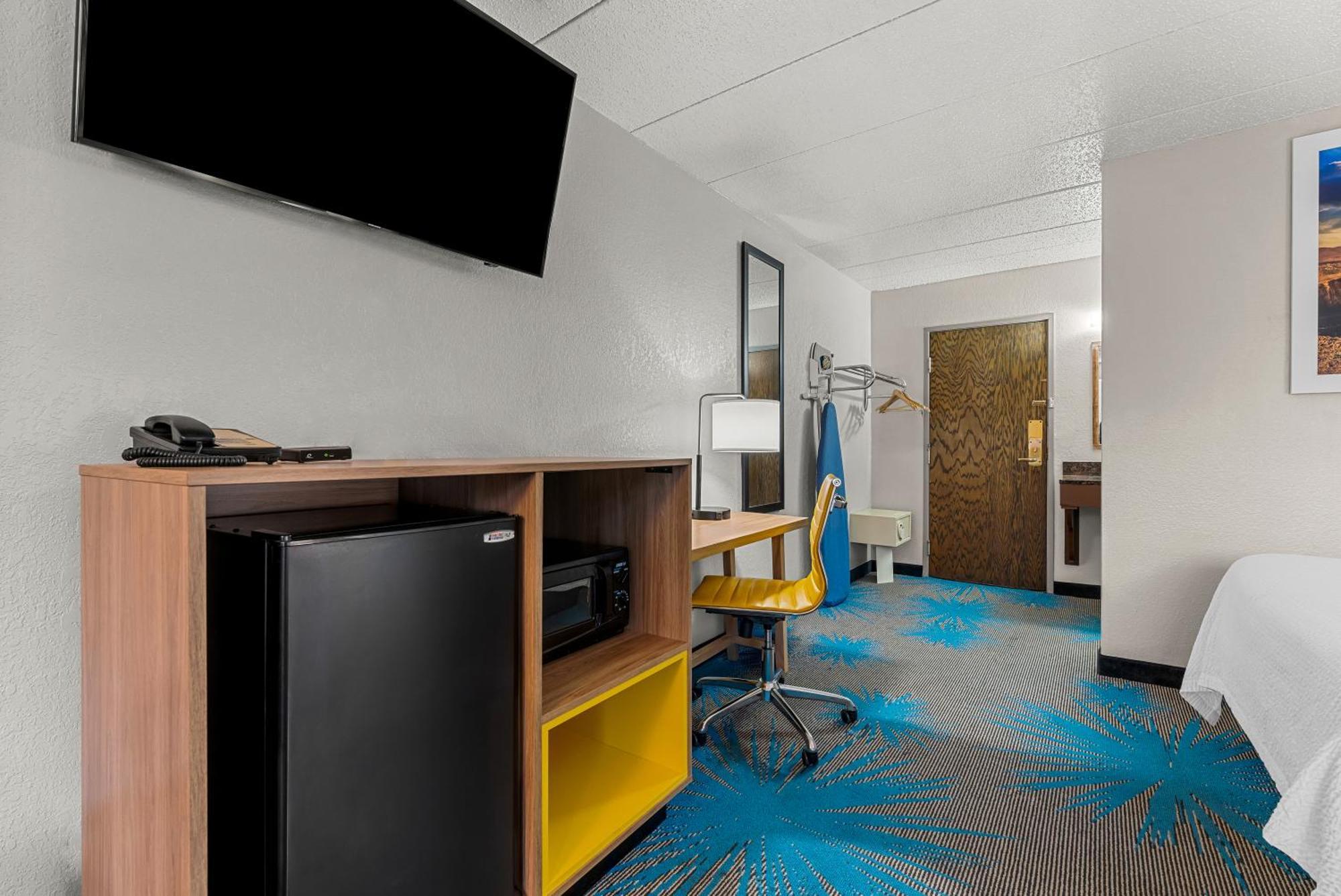 Days Inn By Wyndham Sioux Falls Buitenkant foto