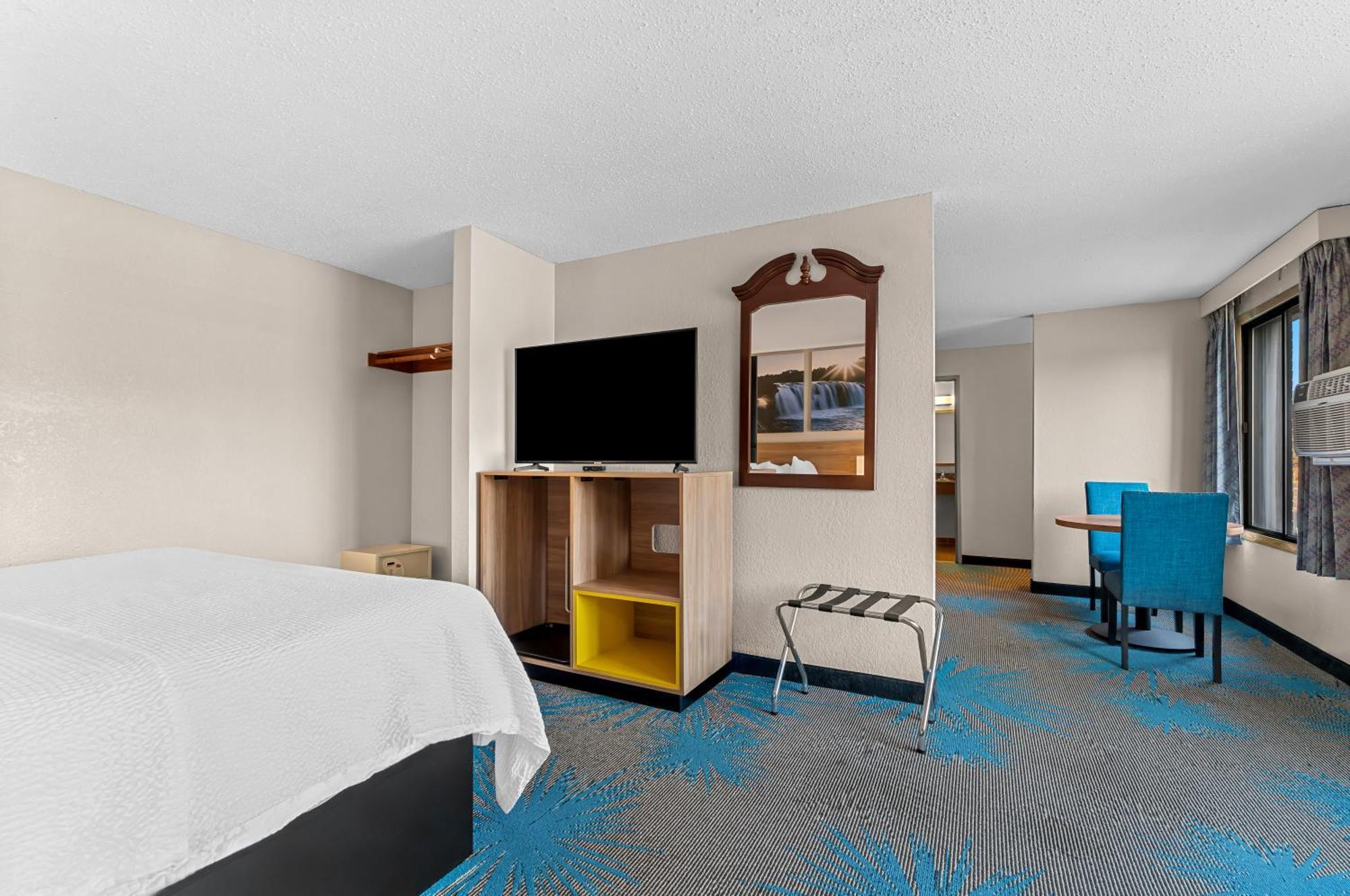 Days Inn By Wyndham Sioux Falls Buitenkant foto