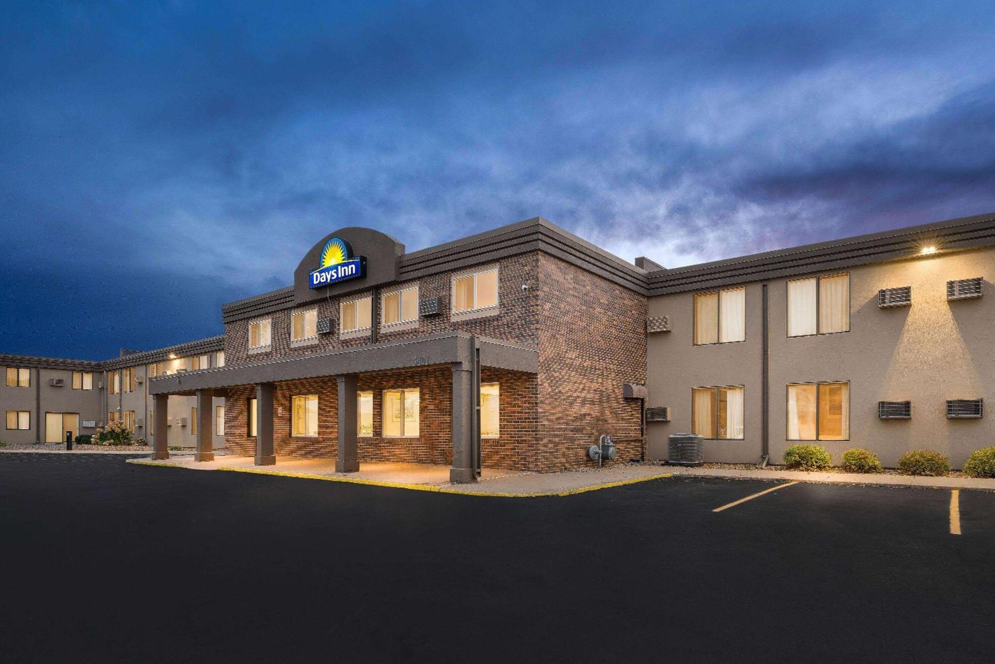 Days Inn By Wyndham Sioux Falls Buitenkant foto
