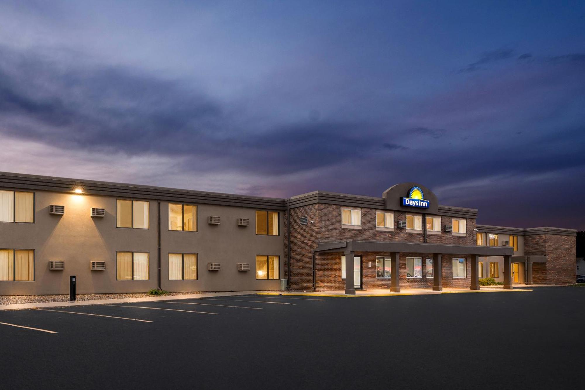 Days Inn By Wyndham Sioux Falls Buitenkant foto