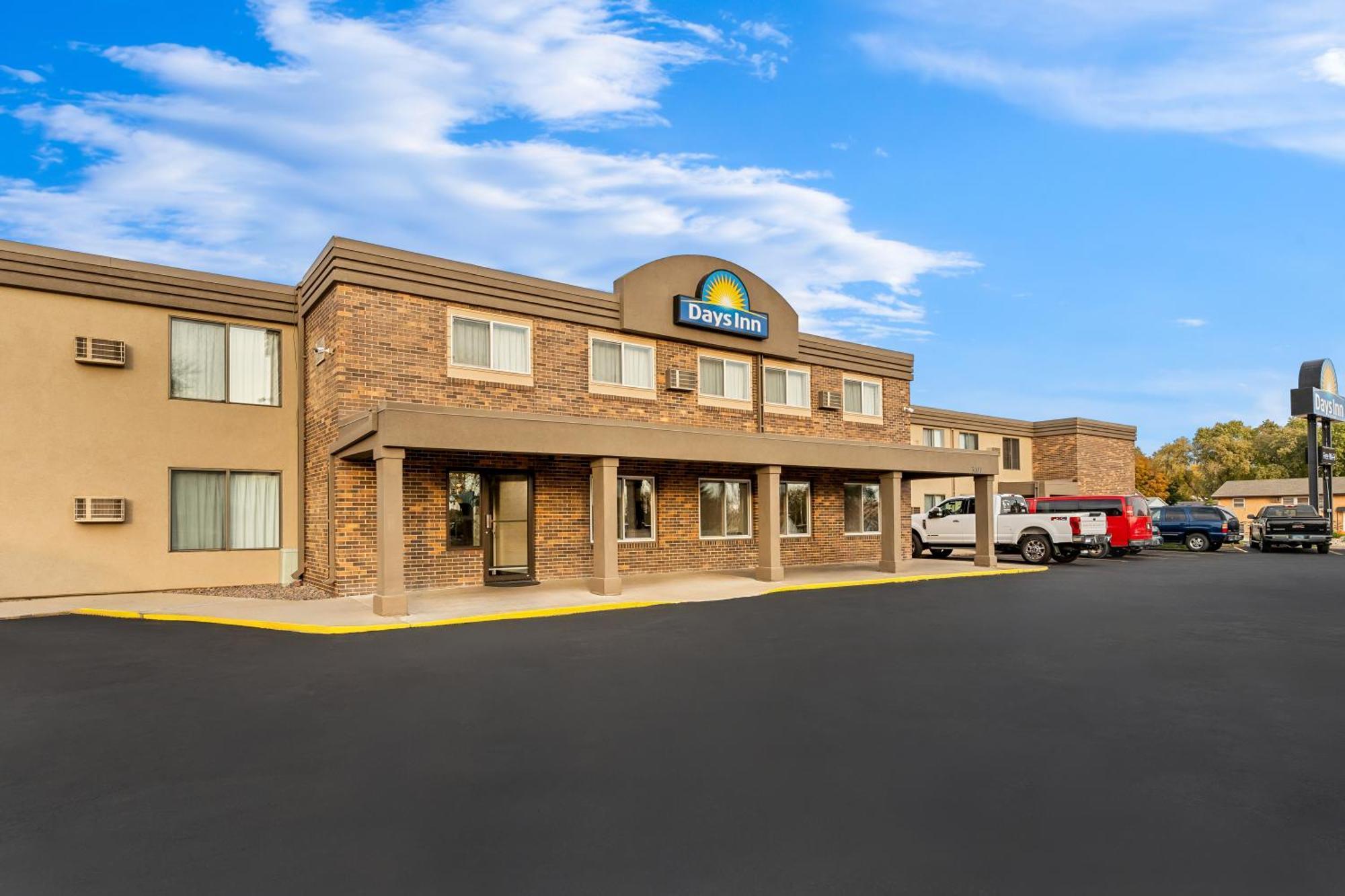 Days Inn By Wyndham Sioux Falls Buitenkant foto