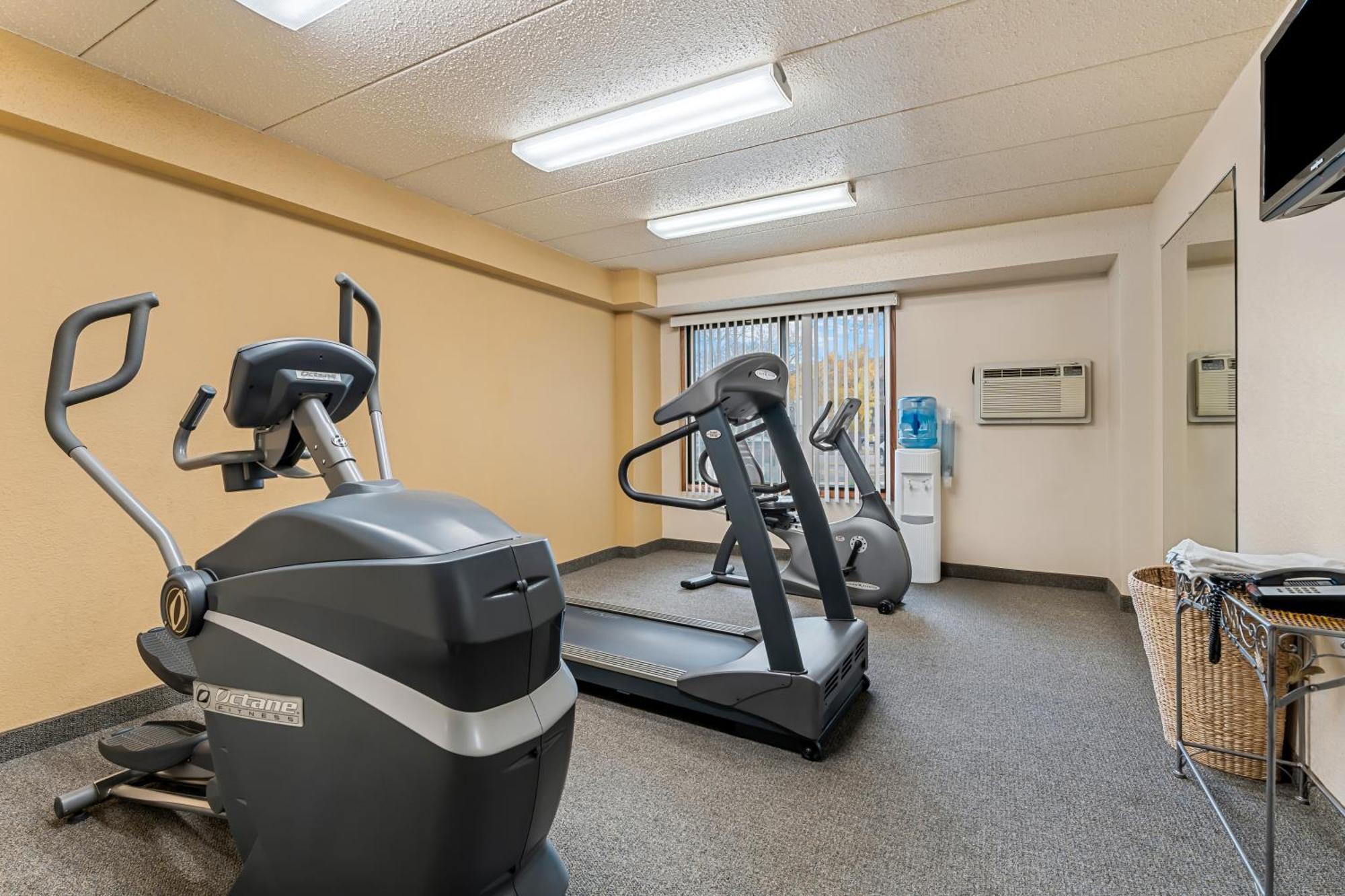 Days Inn By Wyndham Sioux Falls Buitenkant foto